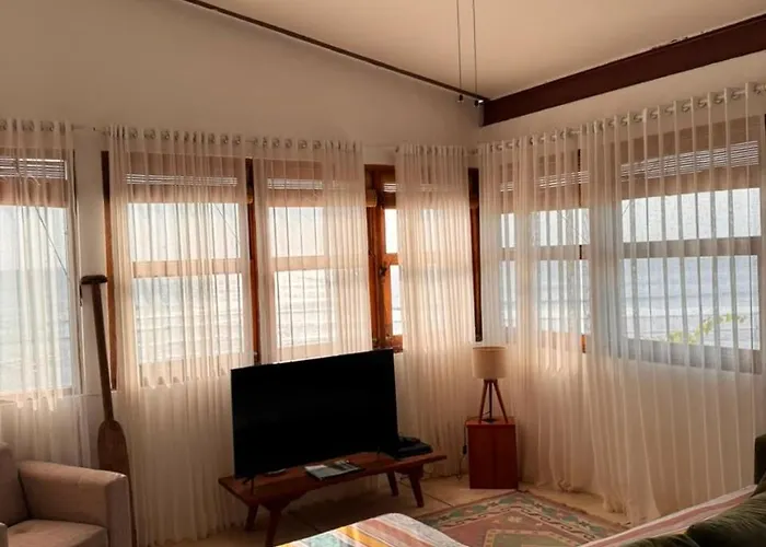 Cliffside Paradise Ocean View Access Apartment